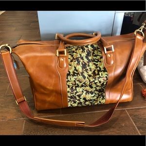 COPY - Camo leather weekender bag brown NWT tote